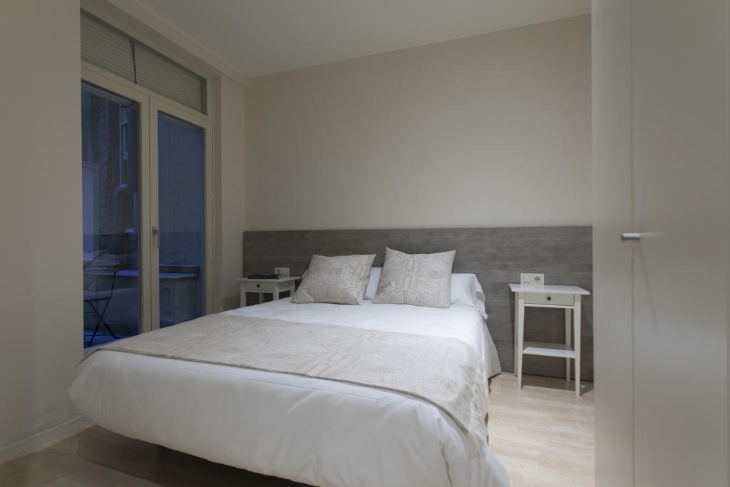 Bravissimo Cort Reial-2B Apartment Girona Ngoại thất bức ảnh