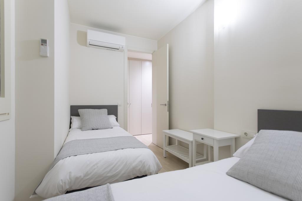 Bravissimo Cort Reial-2B Apartment Girona Ngoại thất bức ảnh