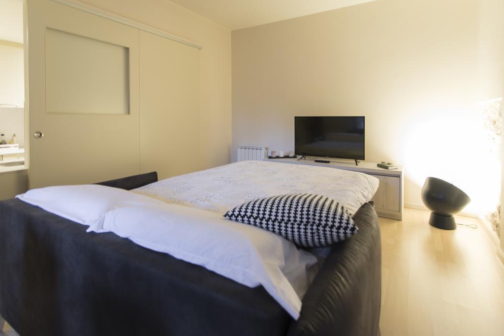Bravissimo Cort Reial-2B Apartment Girona Ngoại thất bức ảnh